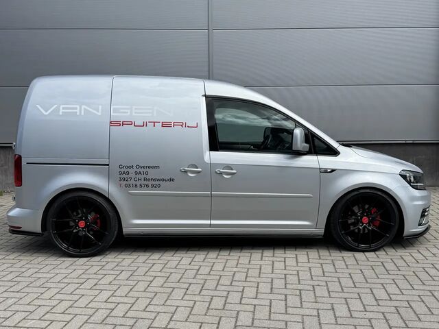 Фольксваген Кадді 2016 у Європі на Automoto.ua Сірий Фольксваген Кадді, об'ємом двигуна 1.97 л та пробігом 135 тис. км за 16518 $, фото 5 на Automoto.ua