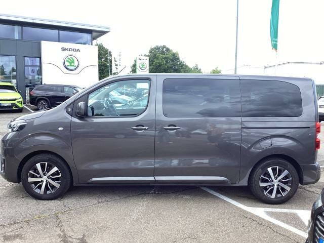 Тойота Proace Verso 2023 у Європі на Automoto.ua Тойота Proace Verso, об'ємом двигуна 0 л та пробігом 43 тис. км за 39900 $, фото 3 на Automoto.ua