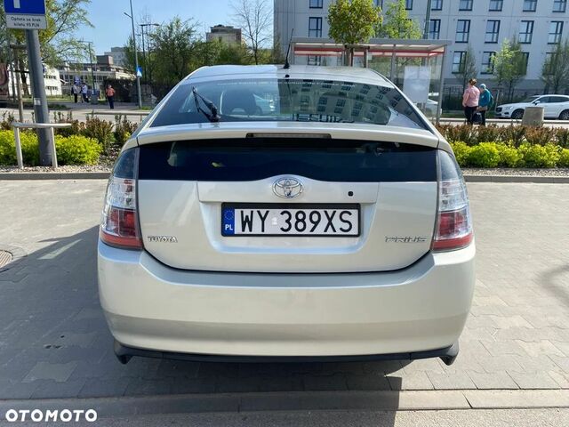 Тойота Пріус, об'ємом двигуна 1.5 л та пробігом 281 тис. км за 4860 $, фото 4 на Automoto.ua