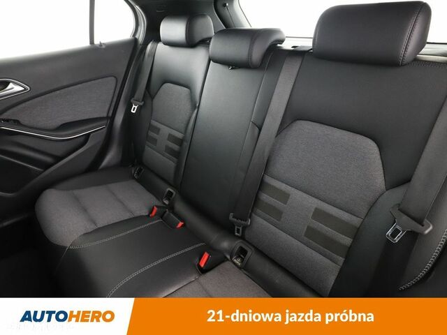 Мерседес ГЛА-Класс 2014 в Европе на Automoto.ua Серый Мерседес ГЛА-Класс, объемом двигателя 1 л и пробегом 169 тыс. км за 14189 $, фото 14 на Automoto.ua