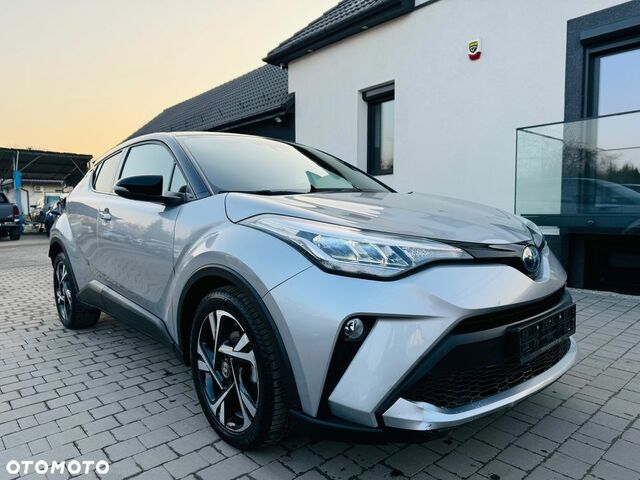 Тойота C-HR 2022 в Европе на Automoto.ua Серый Тойота C-HR, объемом двигателя 1 л и пробегом 76 тыс. км за 16925 $, фото 1 на Automoto.ua