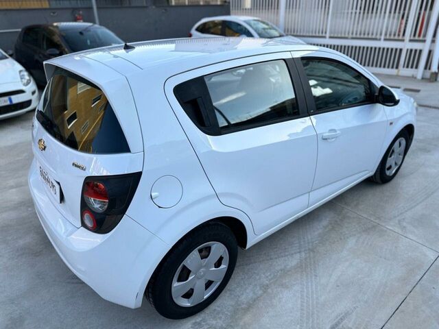 Шевроле Авео 2011 у Європі на Automoto.ua Білий Шевроле Авео, об'ємом двигуна 1.23 л та пробігом 99 тис. км за 4499 $, фото 4 на Automoto.ua