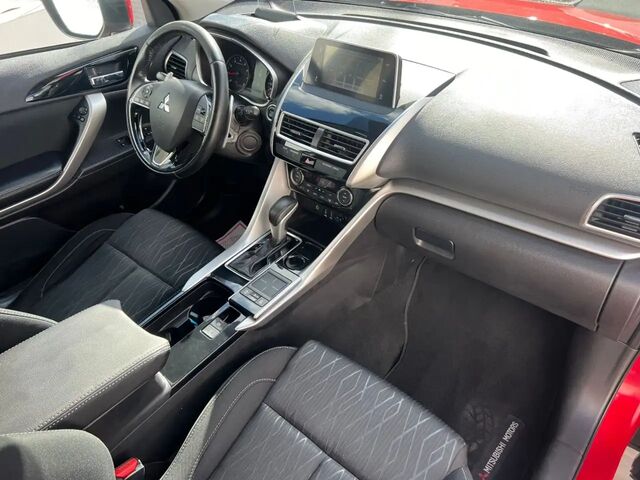Мицубиси Eclipse Cross 2019 в Европе на Automoto.ua Красный Мицубиси Eclipse Cross, объемом двигателя 1.5 л и пробегом 91 тыс. км за 17995 $, фото 10 на Automoto.ua