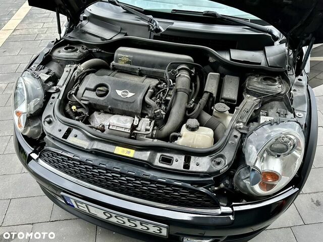 Міні Cooper S, об'ємом двигуна 1.6 л та пробігом 169 тис. км за 8186 $, фото 20 на Automoto.ua