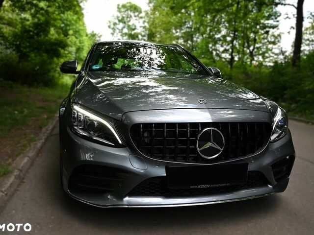 Мерседес Ц-Класс 2019 в Европе на Automoto.ua Серый Мерседес Ц-Класс, объемом двигателя 1 л и пробегом 150 тыс. км за 99900 $, фото 8 на Automoto.ua