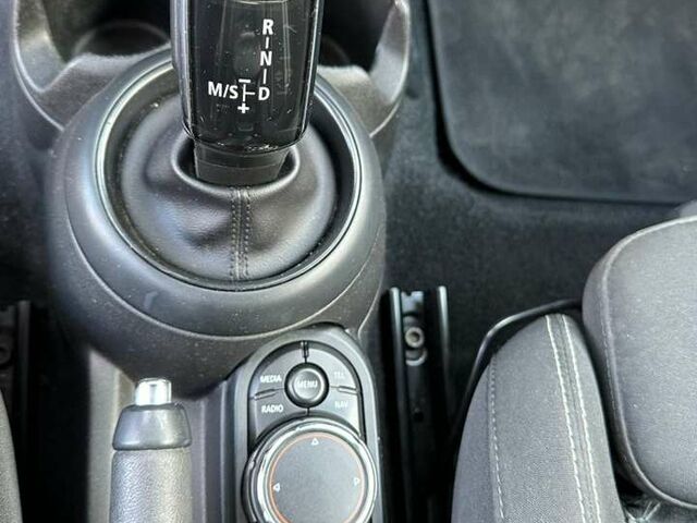 Серый Мини Cooper SD, объемом двигателя 2 л и пробегом 99 тыс. км за 21851 $, фото 9 на Automoto.ua