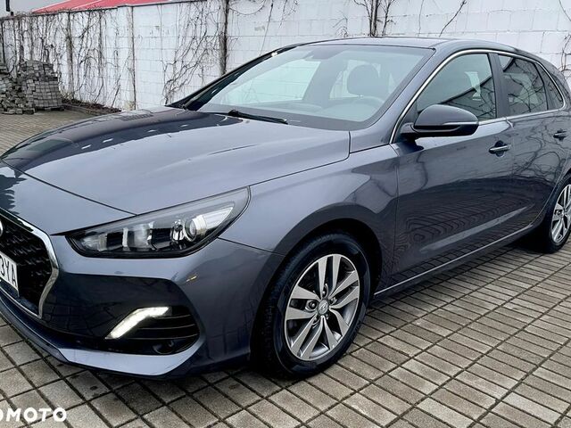 Хендай i30, объемом двигателя 1.35 л и пробегом 93 тыс. км за 15097 $, фото 1 на Automoto.ua