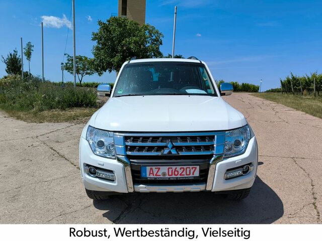 Міцубісі Паджеро 2016 у Європі на Automoto.ua Білий Міцубісі Паджеро, об'ємом двигуна 3.2 л та пробігом 51 тис. км за 41884 $, фото 13 на Automoto.ua