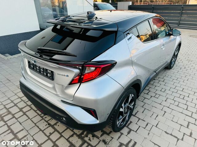 Тойота C-HR 2022 в Европе на Automoto.ua Серый Тойота C-HR, объемом двигателя 1 л и пробегом 76 тыс. км за 16925 $, фото 8 на Automoto.ua