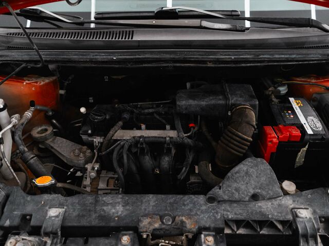 Мицубиси Кольт 2010 в Европе на Automoto.ua Красный Мицубиси Кольт, объемом двигателя 1.12 л и пробегом 66 тыс. км за 6982 $, фото 20 на Automoto.ua