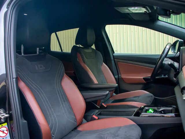 Фольксваген ID.4 2021 в Европе на Automoto.ua Серый Фольксваген ID.4, объемом двигателя 0 л и пробегом 52 тыс. км за 34873 $, фото 6 на Automoto.ua