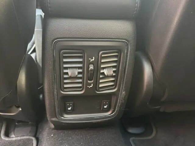 Джип Гранд Чероки 2012 в Европе на Automoto.ua Джип Гранд Чероки, объемом двигателя 2.99 л и пробегом 90 тыс. км за 15162 $, фото 7 на Automoto.ua