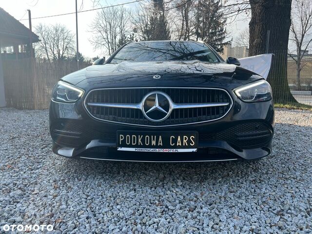 Мерседес Ц-Класс 2022 в Европе на Automoto.ua Черный Мерседес Ц-Класс, объемом двигателя 1 л и пробегом 159 тыс. км за 159000 $, фото 9 на Automoto.ua