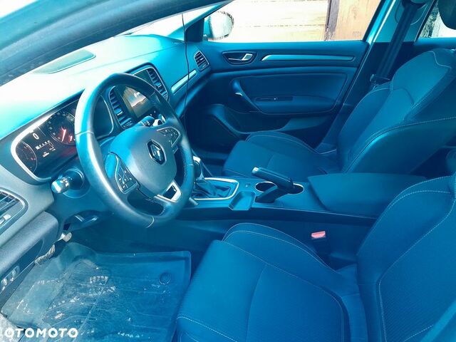 Рено Меган 2022 у Європі на Automoto.ua Сірий Рено Меган, об'ємом двигуна 1 л та пробігом 132 тис. км за 12809 $, фото 7 на Automoto.ua