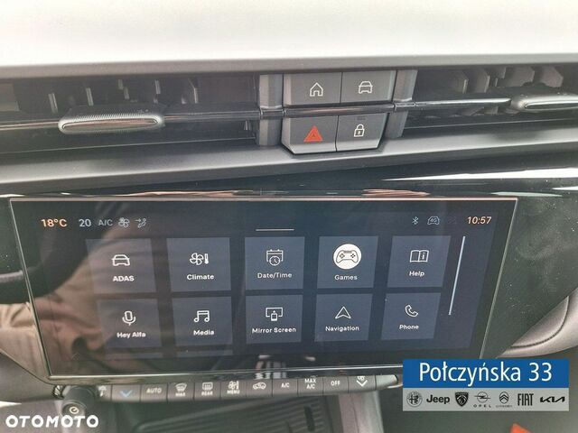 Альфа Ромео Джуниор 2025 в Европе на Automoto.ua Синий Альфа Ромео Джуниор, объемом двигателя 1 л и пробегом 7 тыс. км за 31693 $, фото 21 на Automoto.ua