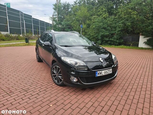 Рено Меган 2013 у Європі на Automoto.ua Чорний Рено Меган, об'ємом двигуна 1 л та пробігом 146 тис. км за 5545 $, фото 3 на Automoto.ua