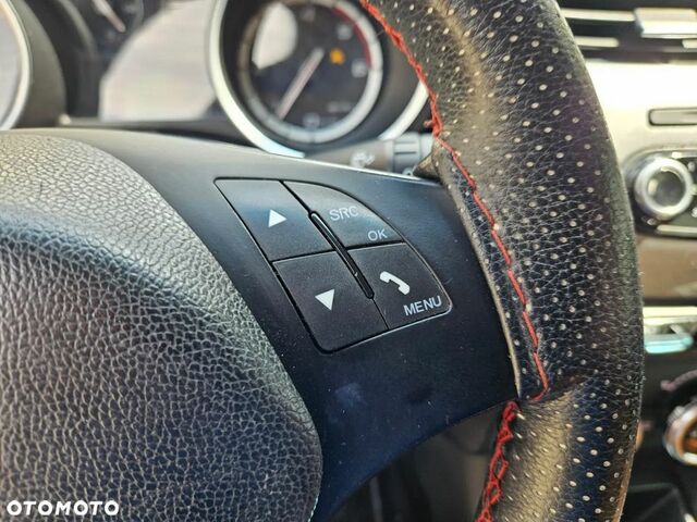 Альфа Ромео Giulietta 2012 у Європі на Automoto.ua Коричневий Альфа Ромео Giulietta, об'ємом двигуна 1 л та пробігом 194 тис. км за 5085 $, фото 15 на Automoto.ua