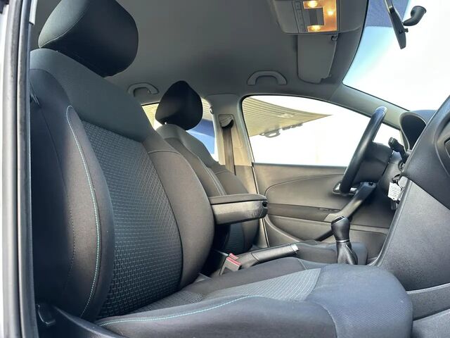 Фольксваген Поло 2015 у Європі на Automoto.ua Сірий Фольксваген Поло, об'ємом двигуна 1.4 л та пробігом 184 тис. км за 7005 $, фото 13 на Automoto.ua