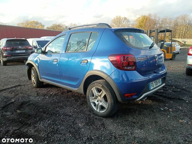 Дачія Sandero StepWay, об'ємом двигуна 1.46 л та пробігом 108 тис. км за 4428 $, фото 6 на Automoto.ua