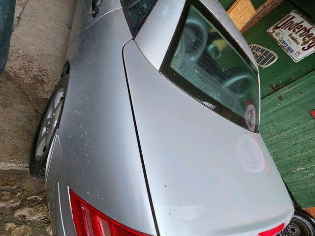 Мерседес 200 1998 в Европе на Automoto.ua Мерседес 200, объемом двигателя 0 л и пробегом 250 тыс. км за 1550 $, фото 3 на Automoto.ua