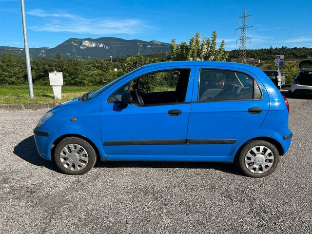 Шевроле Матиз 2006 в Европе на Automoto.ua Синий Шевроле Матиз, объемом двигателя 1 л и пробегом 176 тыс. км за 1999 $, фото 5 на Automoto.ua