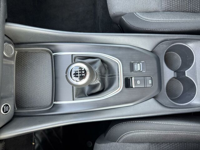 Ніссан Кашкай 2024 у Європі на Automoto.ua Сірий Ніссан Кашкай, об'ємом двигуна 1.33 л та пробігом 78 тис. км за 19980 $, фото 26 на Automoto.ua