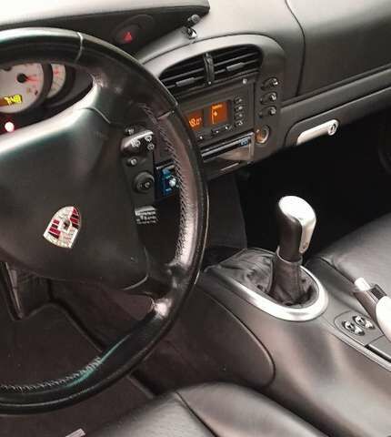 Серый Порше 996, объемом двигателя 3.6 л и пробегом 133 тыс. км за 32903 $, фото 1 на Automoto.ua