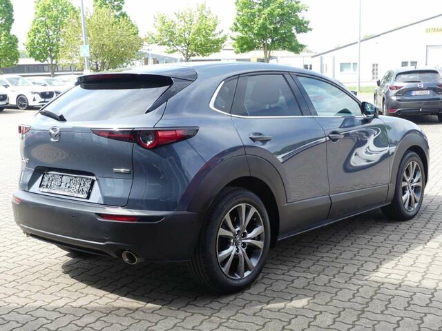 Серый Мазда CX-30, объемом двигателя 2 л и пробегом 32 тыс. км за 26929 $, фото 4 на Automoto.ua