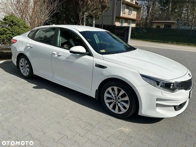 Кіа Оптіма, об'ємом двигуна 2 л та пробігом 119 тис. км за 14471 $, фото 2 на Automoto.ua