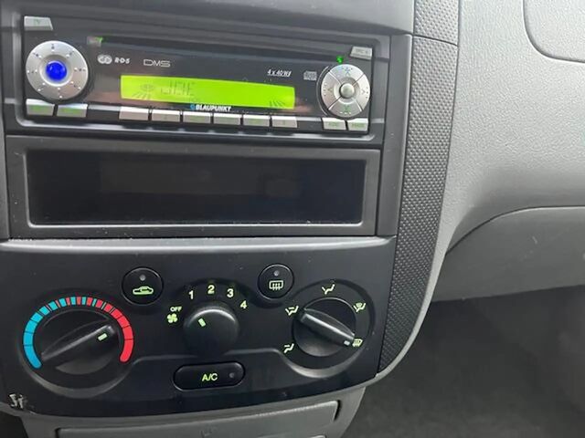 Шевроле Калос 2005 в Европе на Automoto.ua Серый Шевроле Калос, объемом двигателя 0 л и пробегом 59 тыс. км за 2920 $, фото 9 на Automoto.ua