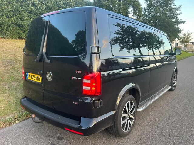 Фольксваген Transporter 2018 у Європі на Automoto.ua Чорний Фольксваген Transporter, об'ємом двигуна 1.97 л та пробігом 187 тис. км за 31431 $, фото 2 на Automoto.ua