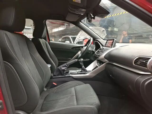 Мицубиси Eclipse Cross 2020 в Европе на Automoto.ua Красный Мицубиси Eclipse Cross, объемом двигателя 0 л и пробегом 65 тыс. км за 20721 $, фото 10 на Automoto.ua