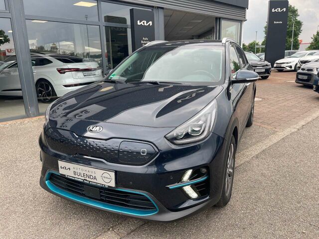 Синій Кіа Niro, об'ємом двигуна 0 л та пробігом 38 тис. км за 31421 $, фото 1 на Automoto.ua