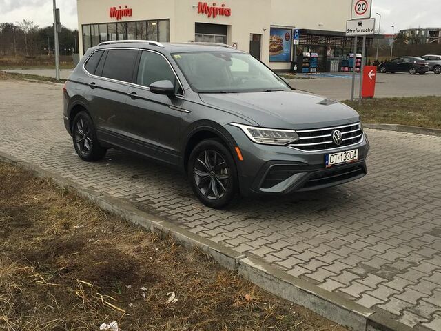 Фольксваген Tiguan Allspace, объемом двигателя 1.98 л и пробегом 49 тыс. км за 34557 $, фото 2 на Automoto.ua