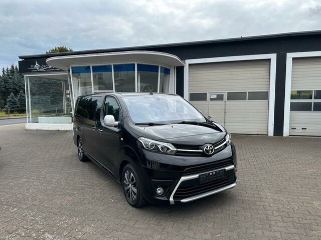 Тойота Proace Verso 2017 у Європі на Automoto.ua Чорний Тойота Proace Verso, об'ємом двигуна 2 л та пробігом 89 тис. км за 31699 $, фото 2 на Automoto.ua