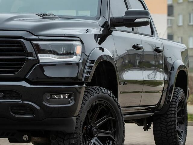 Ram 1500, объемом двигателя 5.65 л и пробегом 19 тыс. км за 57235 $, фото 4 на Automoto.ua