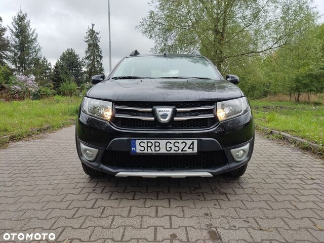 Дачия Sandero StepWay, объемом двигателя 0.9 л и пробегом 119 тыс. км за 5615 $, фото 2 на Automoto.ua