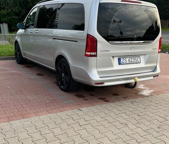 Мерседес В-Класс 2022 в Европе на Automoto.ua Серый Мерседес В-Класс, объемом двигателя 1 л и пробегом 45 тыс. км за 77482 $, фото 3 на Automoto.ua