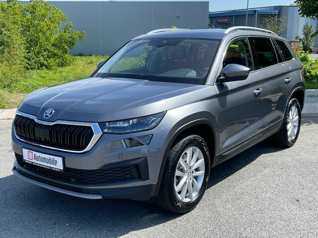 Сірий Шкода Kodiaq, об'ємом двигуна 1.97 л та пробігом 7 тис. км за 46714 $, фото 1 на Automoto.ua