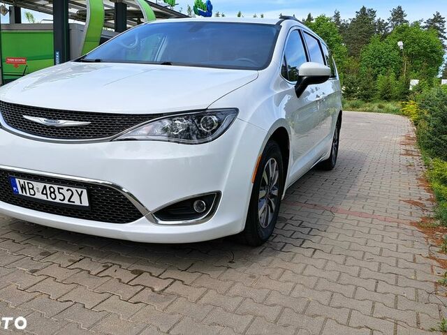 Крайслер Pacifica, об'ємом двигуна 3.61 л та пробігом 133 тис. км за 21598 $, фото 11 на Automoto.ua