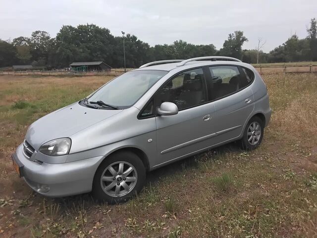 Шевроле Такума 2007 в Европе на Automoto.ua Серебряный Шевроле Такума, объемом двигателя 2 л и пробегом 157 тыс. км за 1282 $, фото 1 на Automoto.ua