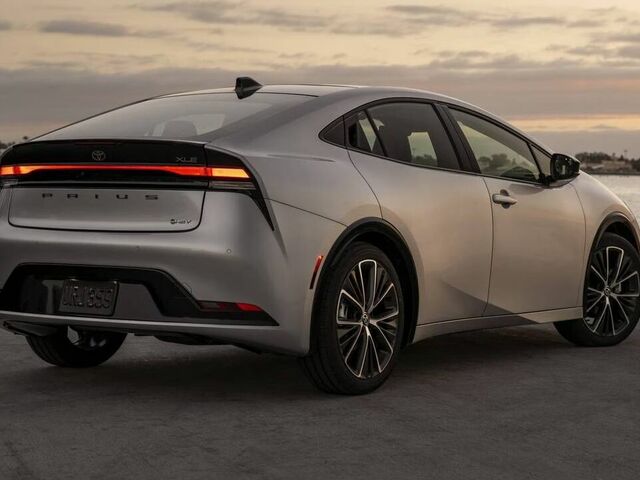 Toyota Prius 2024 характеристики Технические характеристики Тойота Приус 2024