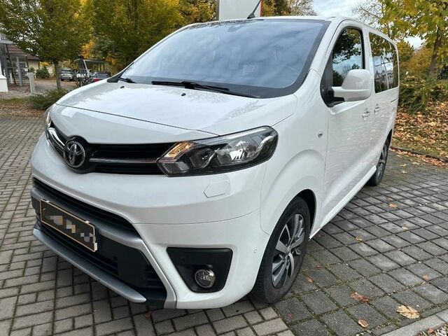 Тойота Proace Verso 2019 в Европе на Automoto.ua Тойота Proace Verso, объемом двигателя 2 л и пробегом 94 тыс. км за 26490 $, фото 1 на Automoto.ua