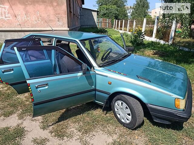 Тойота Камрі, Хетчбек 1983 - 1986 Hatchback I 1.8