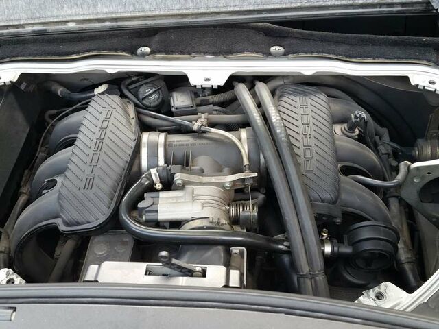 Сірий Порше Boxster, об'ємом двигуна 2.48 л та пробігом 204 тис. км за 13445 $, фото 7 на Automoto.ua