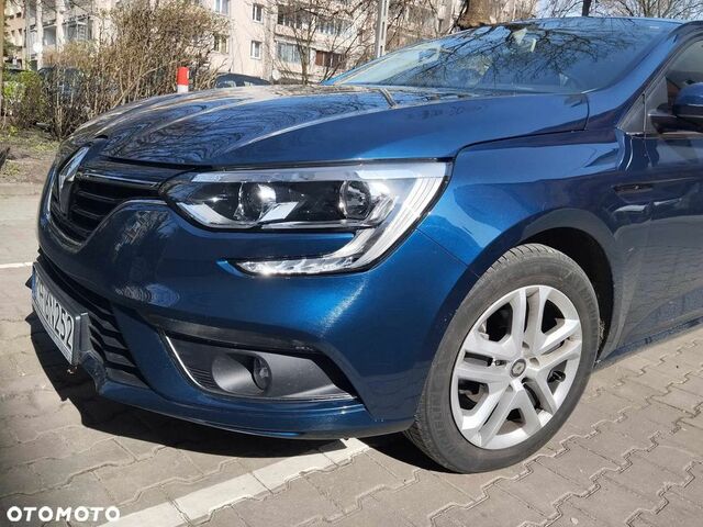 Рено Меган, объемом двигателя 1.6 л и пробегом 29 тыс. км за 11231 $, фото 2 на Automoto.ua