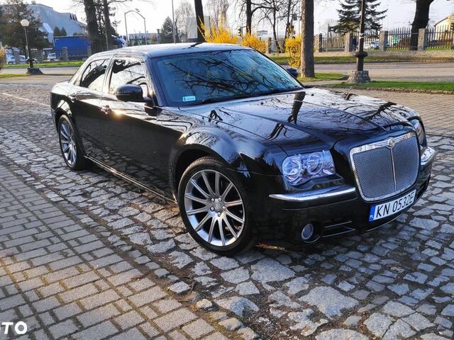 Крайслер 300C, объемом двигателя 5.65 л и пробегом 265 тыс. км за 10799 $, фото 1 на Automoto.ua