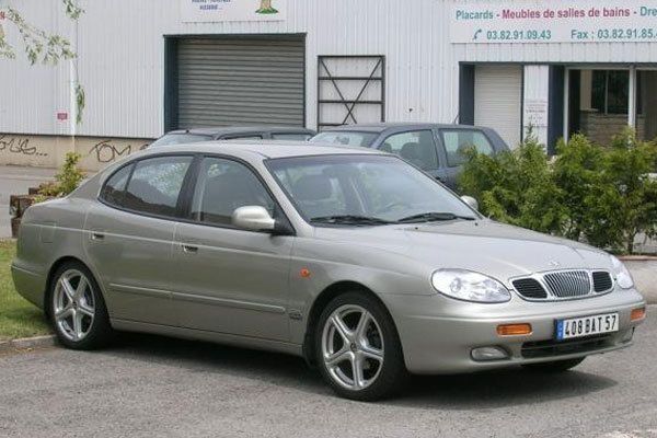 Дэу Леганза, Седан 1997 - 2002 2.0 i 16V CDX (126)