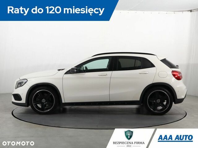 Мерседес ГЛА-Клас 2014 у Європі на Automoto.ua Білий Мерседес ГЛА-Клас, об'ємом двигуна 1 л та пробігом 190 тис. км за 16465 $, фото 2 на Automoto.ua