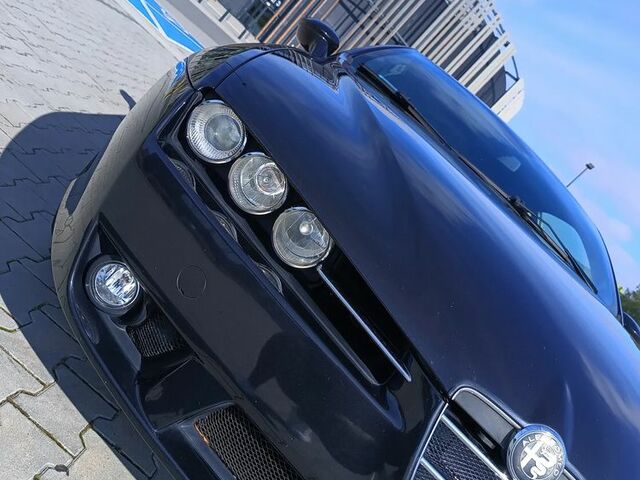 Альфа Ромео Brera 2009 у Європі на Automoto.ua Чорний Альфа Ромео Brera, об'ємом двигуна 1 л та пробігом 215 тис. км за 7991 $, фото 9 на Automoto.ua